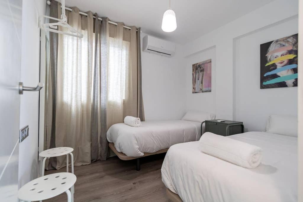 Triana Maestro Deluxe By Valcambre Apartment Seville Luaran gambar