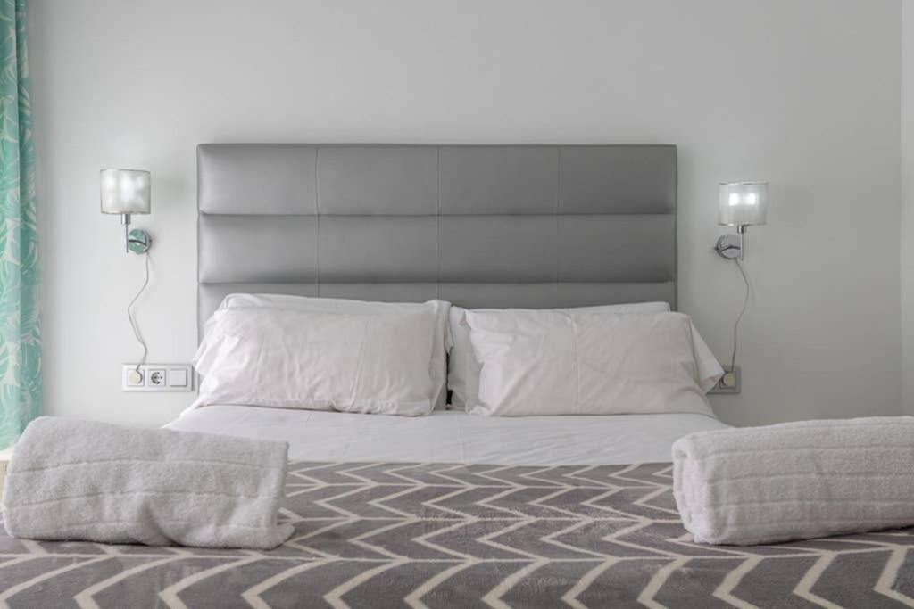 Triana Maestro Deluxe By Valcambre Apartment Seville Luaran gambar